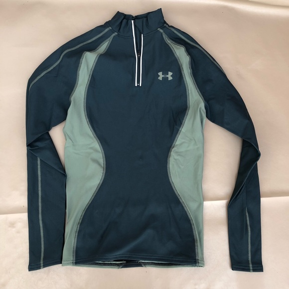 Under Armour Sweaters - Under Armour base layer half zip base layer SZ M